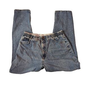Medium wash vintage lee jeans straight‎ cut size 12 petite